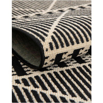 Tapete Exterior Enrejado y Lineas en Negro