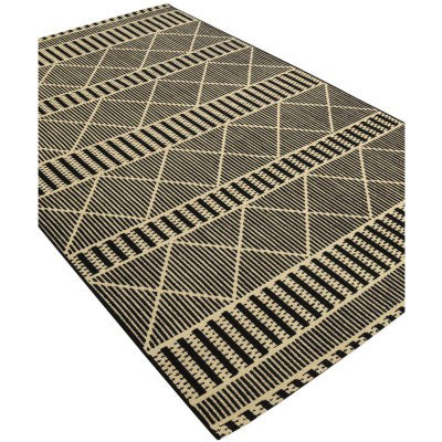 Tapete Exterior Enrejado y Lineas en Negro