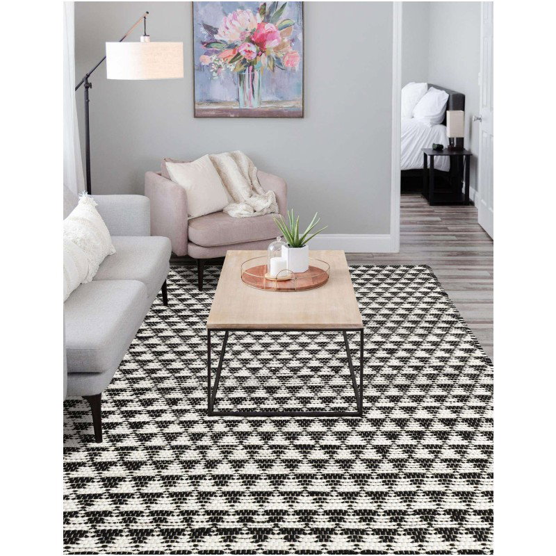 Tapete Trenzado Natural en Triangulos Blanco y Negro