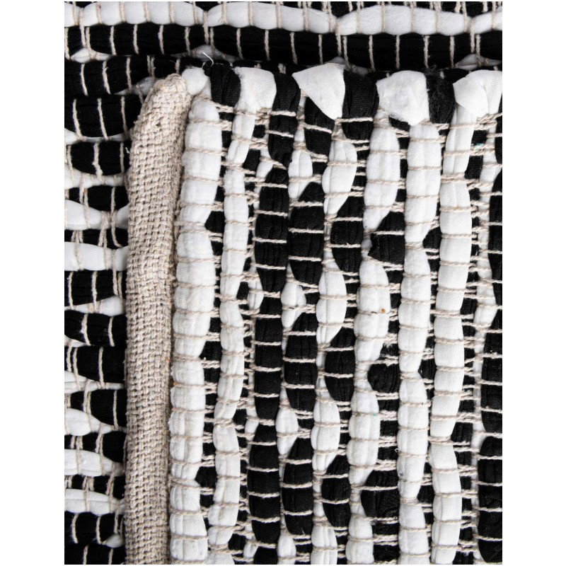 Tapete Trenzado Natural en Triangulos Blanco y Negro