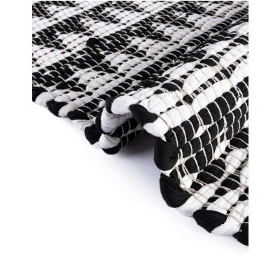 Tapete Trenzado Natural en Triangulos Blanco y Negro