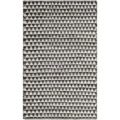 Tapete Trenzado Natural en Triangulos Blanco y Negro