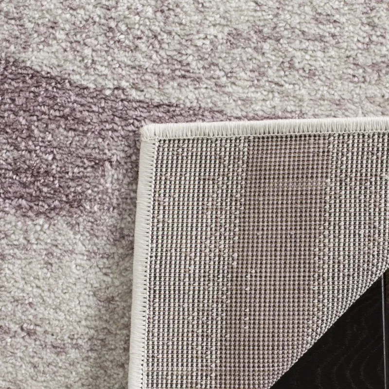 Tapete Adira Brochas Onduladas en Marfil con Morado