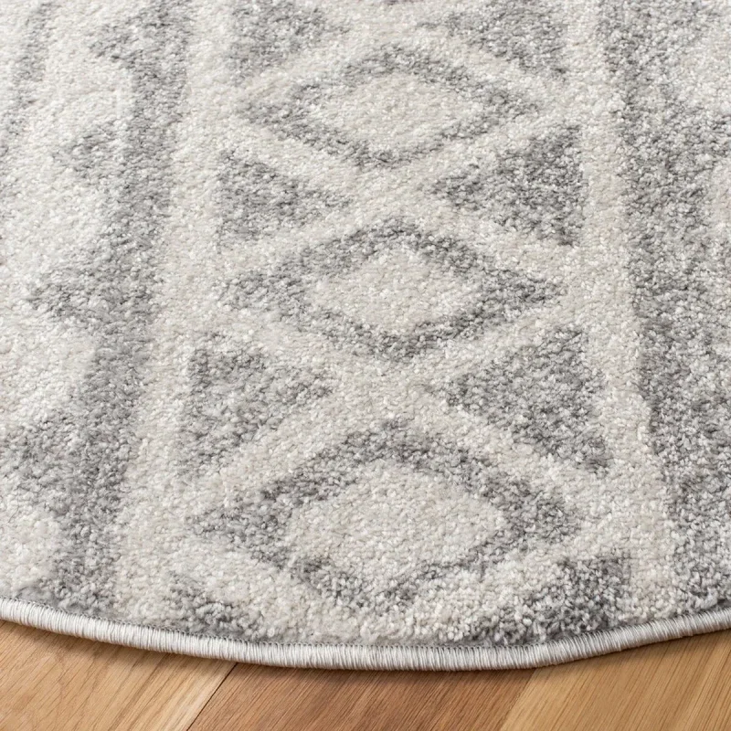 Tapete Adira de Diamantes en Marfil con Gris