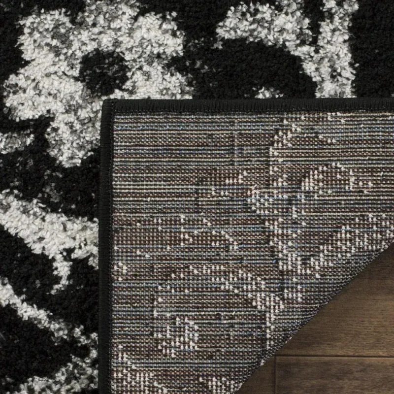 Tapete Adira Floral en Negro con Gris