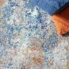 Tapete Astoria de Textura Moteada en Azul Marino con Dorado