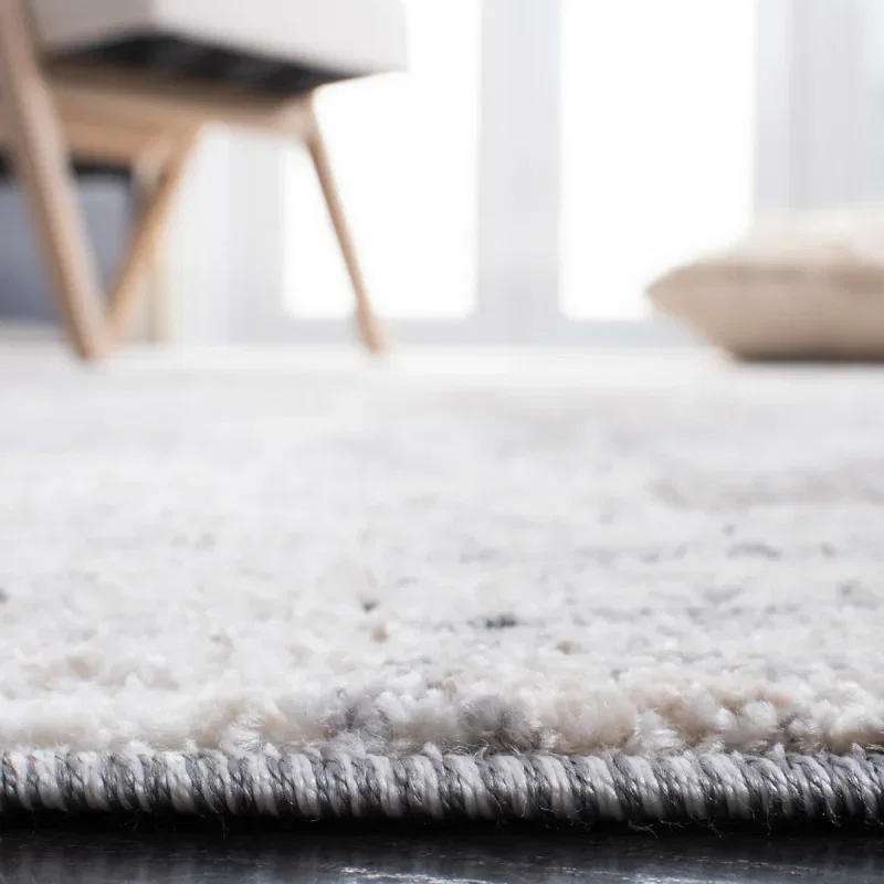 Tapete Astoria Vintage en Marfil con Gris