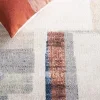 Tapete Bahia de Bloques Geométricos en Marfil con Azul, detalle 4