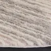Tapete Shag Pacífico de Rayas en Marfil con Gris