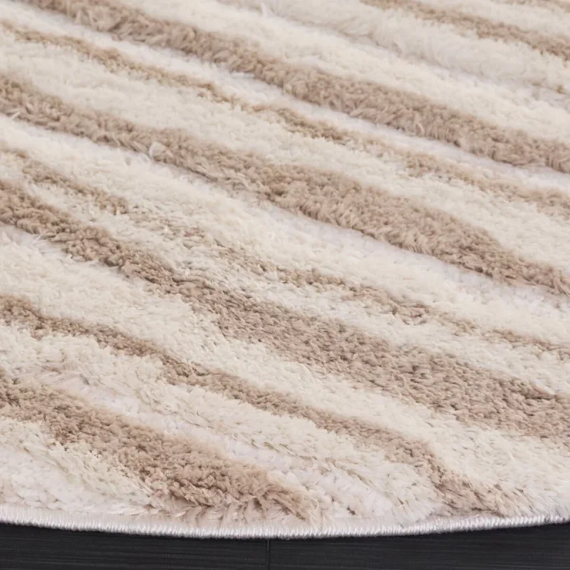 Tapete Shag Pacífico de Textura Lineal en Marfil con Beige