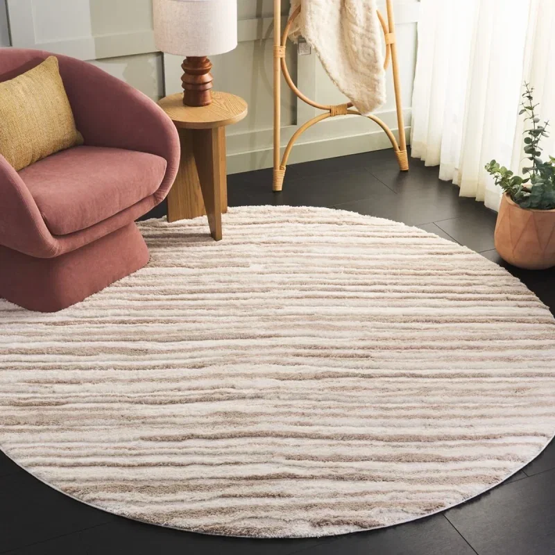 Tapete Shag Pacífico de Textura Lineal en Marfil con Beige