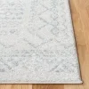 Tapete Tula de Diamantes Anidados en Marfil con Gris