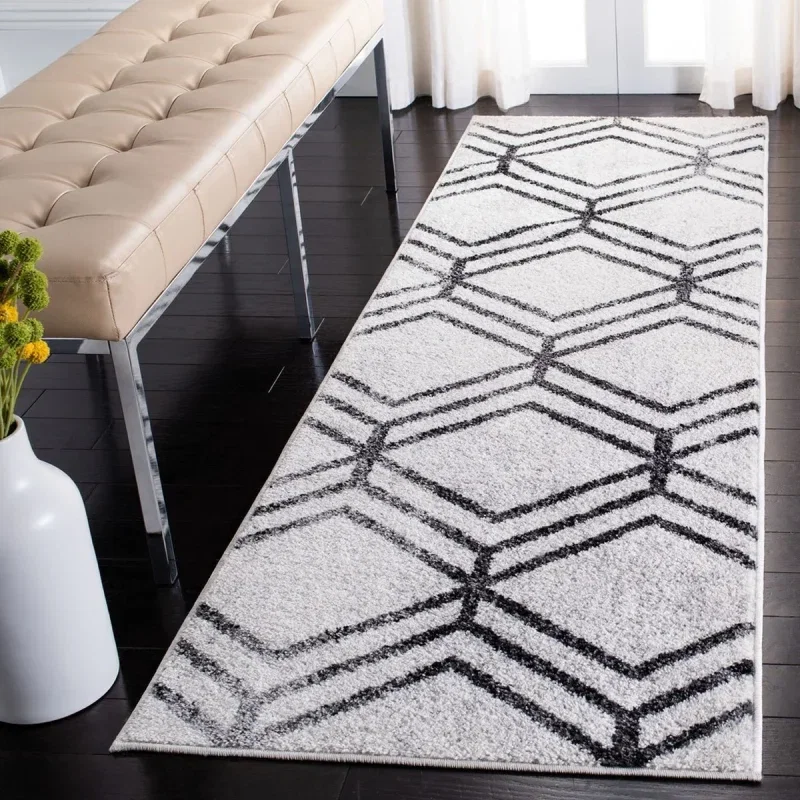 Tapete Adira Chevron Droble en Marfil con Carbon