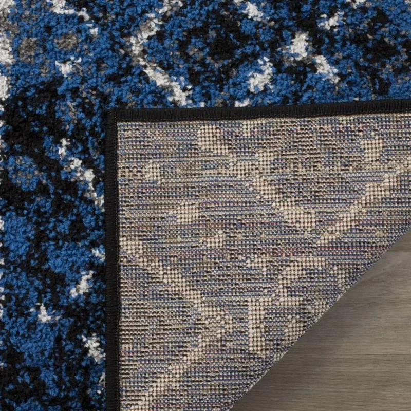 Tapete Adira de Diamantes en Azul con Negro