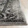 Tapete Adira Tradicional Floral en Gris con Negro