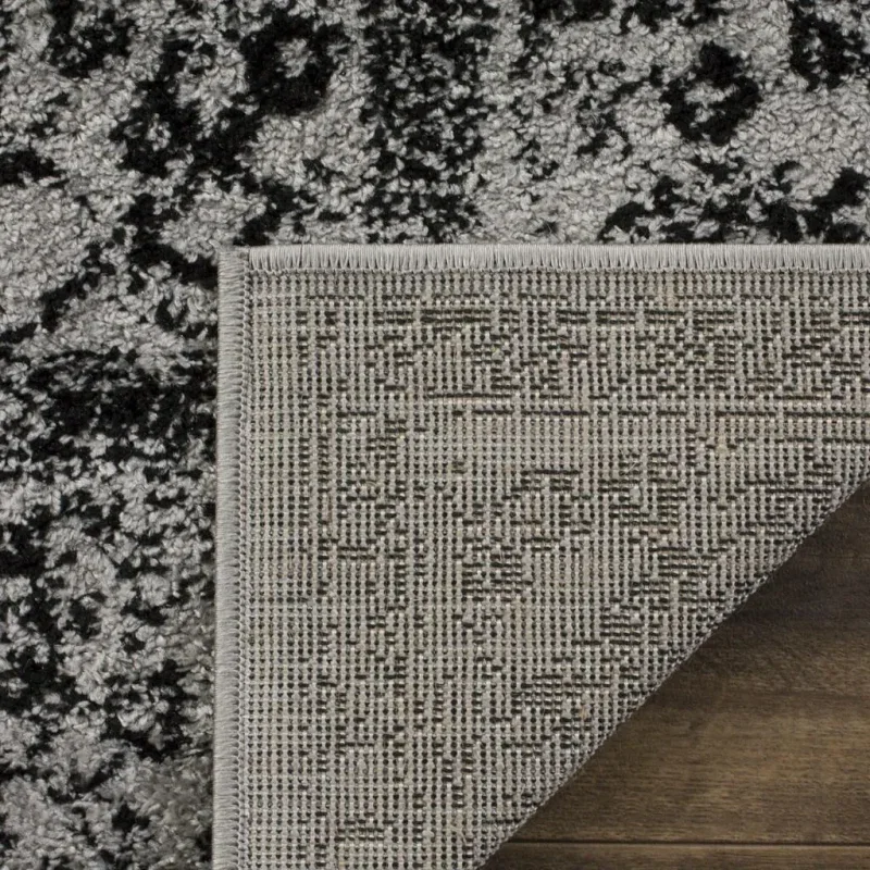 Tapete Adira Tradicional Floral en Gris con Negro