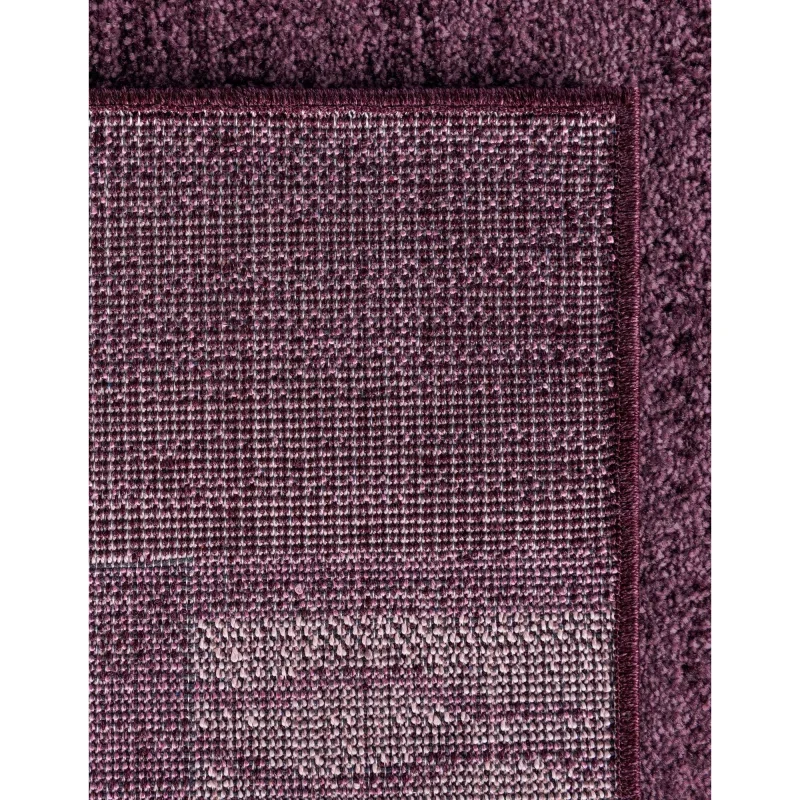 dalma abstracto en violeta
