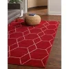 enrejado geometrico en rojo