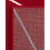 enrejado geometrico en rojo