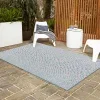 exterior hamptons enrejado en rosa y aqua