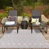 exterior hamptons rombos en rosa y aqua