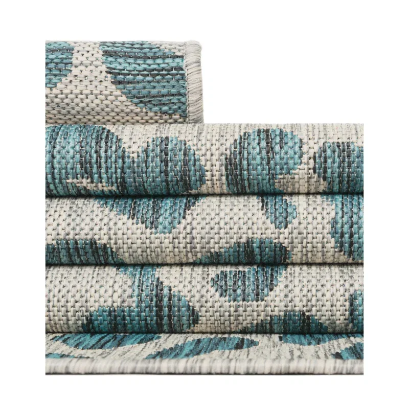 exterior safari animal print en teal
