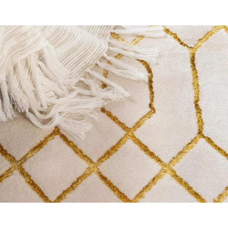 glamour enrejado blanco y oro