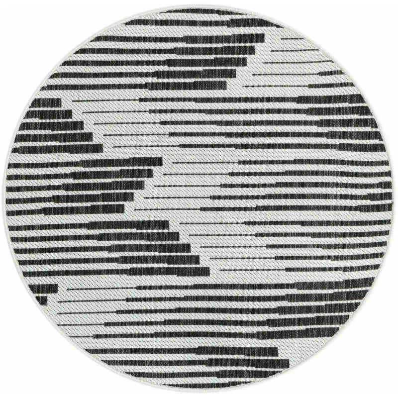 moderno exterior negro y blanco en movimiento