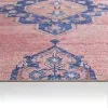 Tapete Posada Medallón Floral en Rosa y Azul