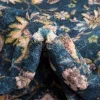 Tapete Tierra Floral en Azul Egipcio