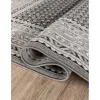 william geometrico en gris