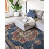 zafiro medallon floral persa en azul oscuro