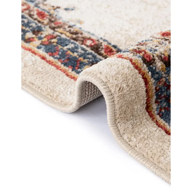 zafiro medallon geometrico en crema