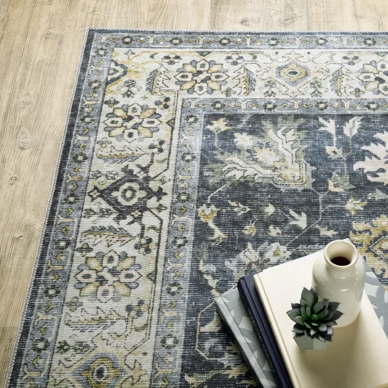 Tapete Carlota Floral en Azul Pizarra sobre el piso 3