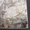 Tapete Destreza de Volutas Distressed en Gris con Dorado