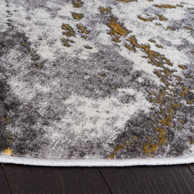 Tapete Destreza de Volutas Distressed en Gris con Dorado