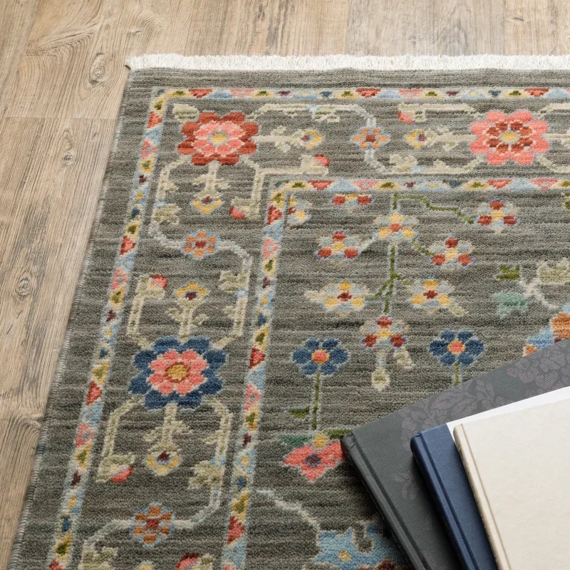 Tapete Luciana Floral en Gris con Coral