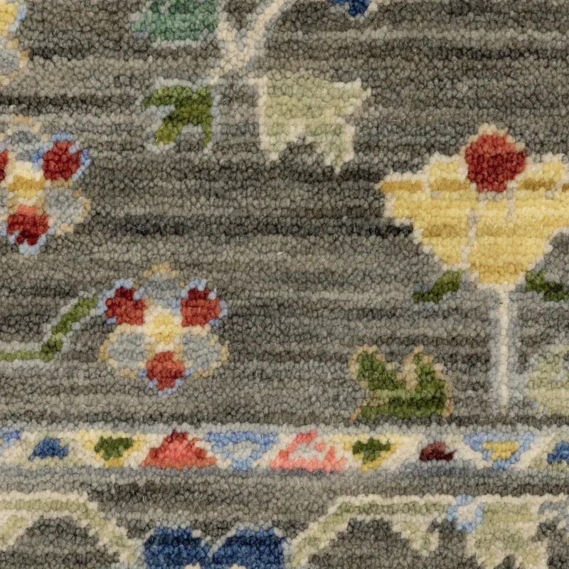 Tapete Luciana Floral en Gris con Coral