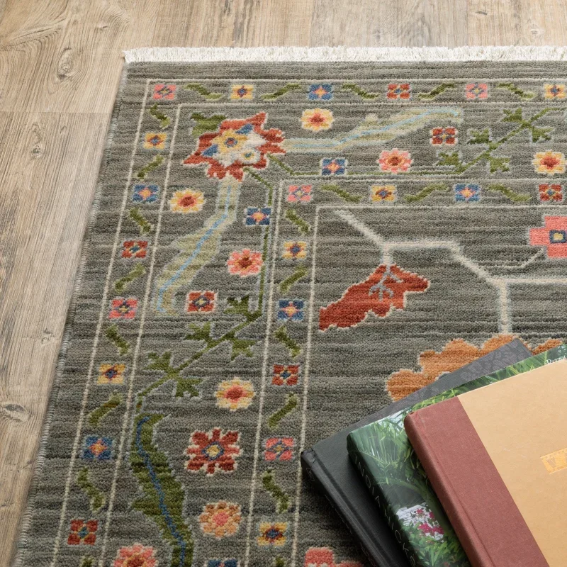 Tapete Luciana Persa Floral en Gris Topo