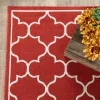Tapete Regata Quatrefoil en Rojo sobre el piso 2