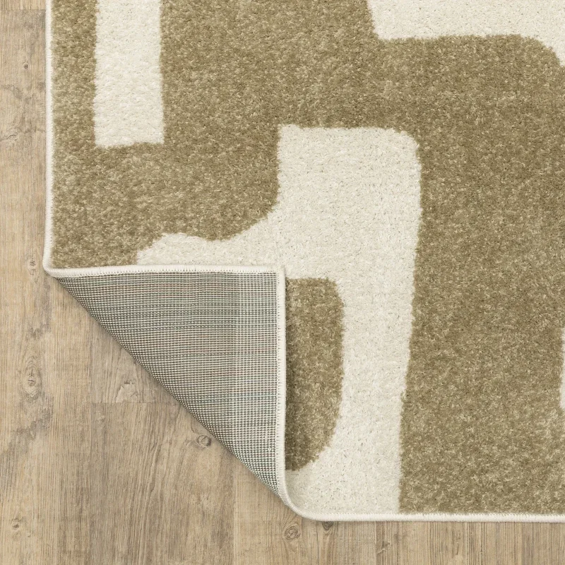 Tapete Reyna Laberinto en Beige con Marfil