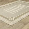 Tapete Zaira Greca en Beige sobre el piso