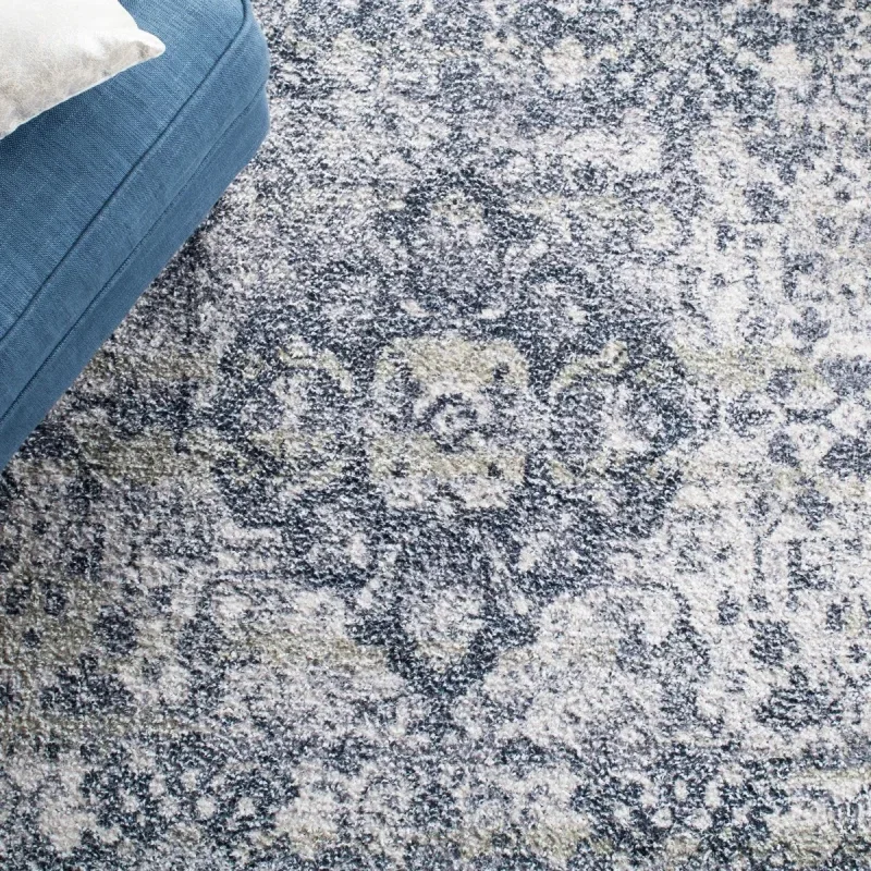Tapete Pátina Medallón Floral Persa en Azul Marino con Verde Salvia