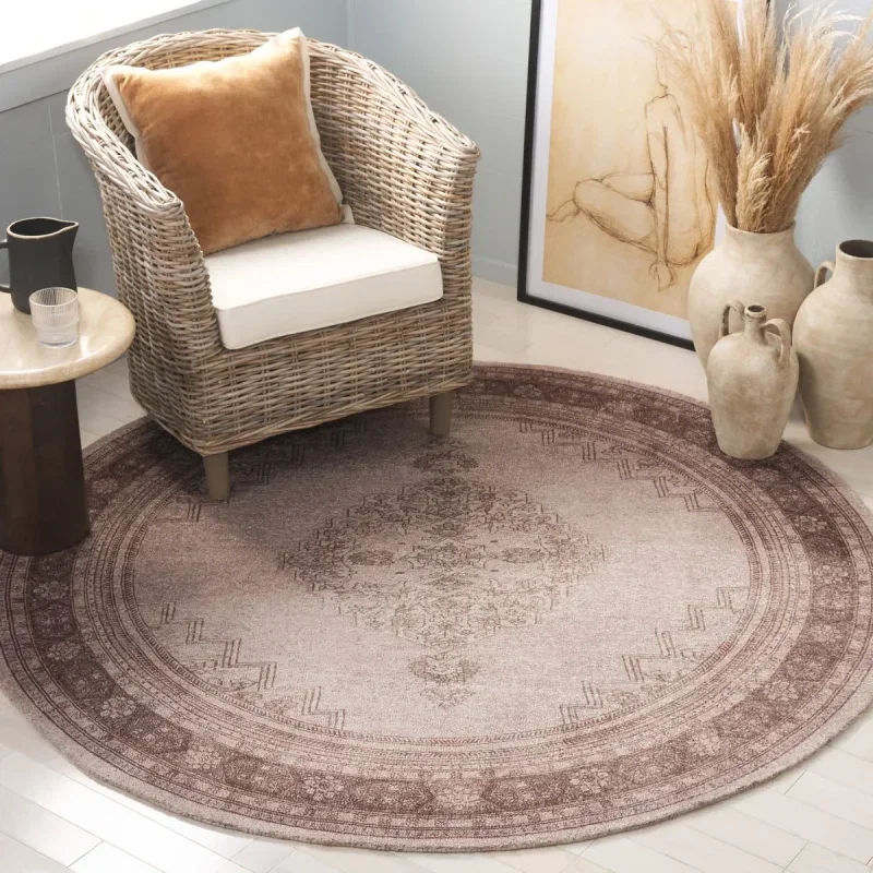 Tapete Pátina Medallón Monocromático en Gris con Beige