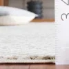Tapete Renace Bandas Texturadas en Marfil con Gris