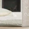 Tapete Renace Curvas Topográficas en Verde Salvia con Marfil