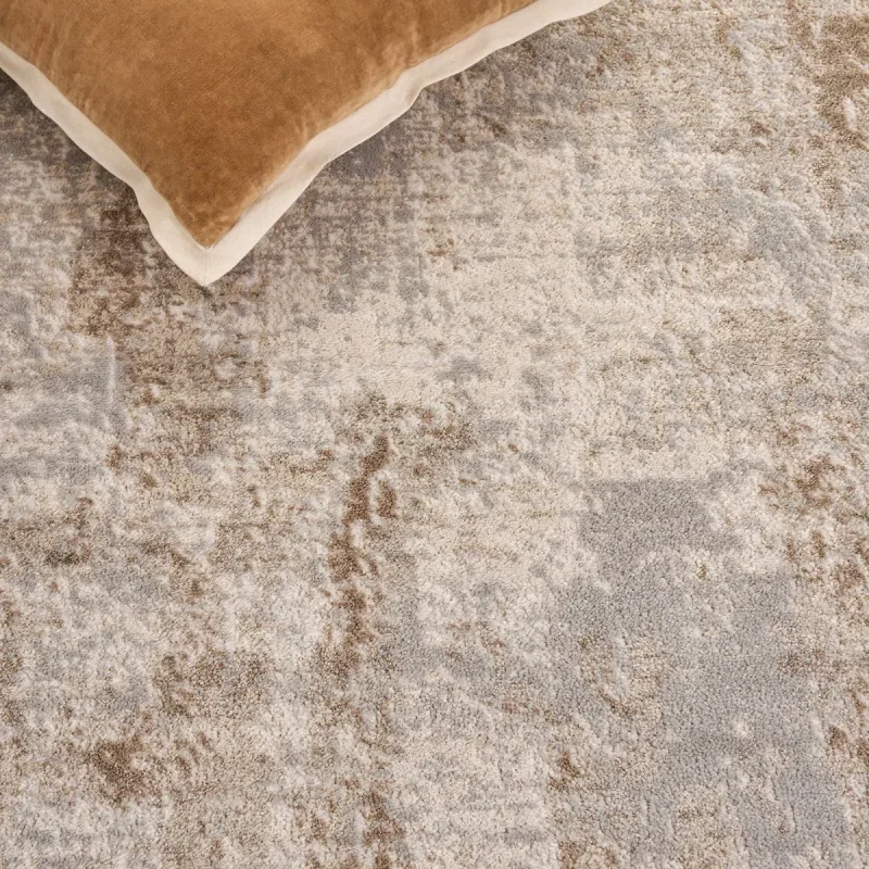 Tapete Alcalá Pinceladas Desgastadas en Gris con Beige