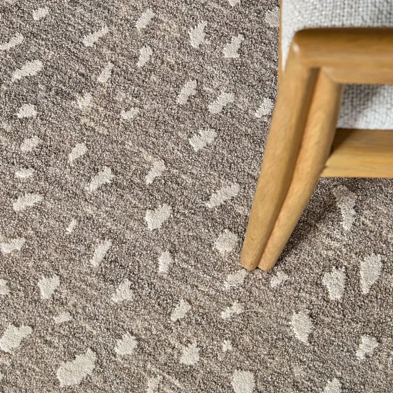 Tapete Pagoda Degradado de Manchas en Gris, detalle de la textura 4